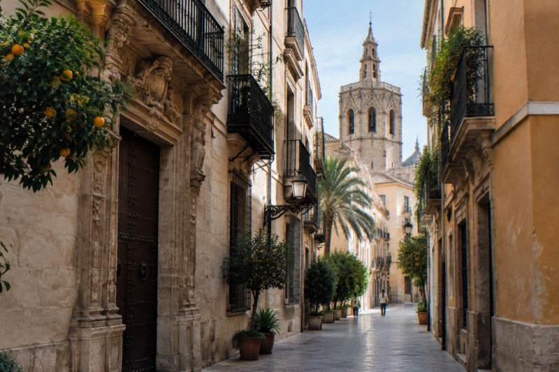 Valencia in Full: The Most Comprehensive Free Tour of Valencia's Old Town